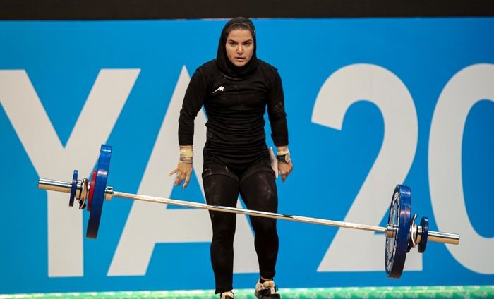 تاریخ سازی دختر وزنه‌بردار ایرانی با یک ترفند عجیب
